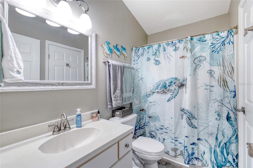 For Sale: $289,900 (2 beds, 2 baths, 1171 Square Feet)