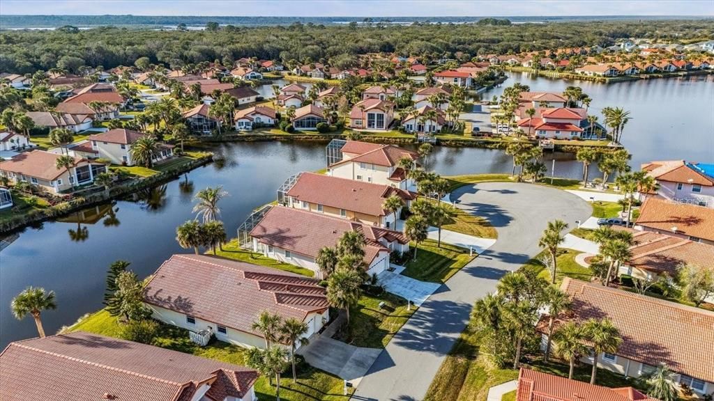 For Rent: $2,550 (3 beds, 2 baths, 1571 Square Feet)