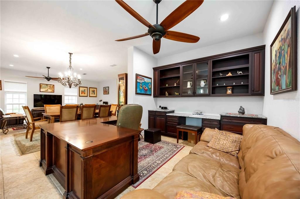 En Venta: $1,800,000 (4 camas, 4 baños, 4512 Pies cuadrados)