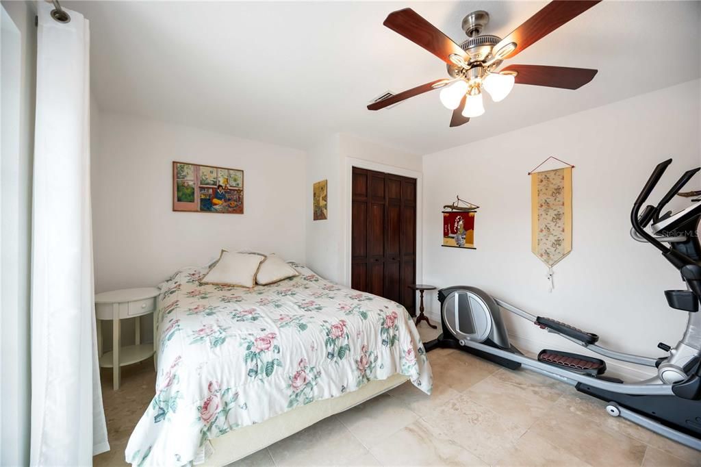 En Venta: $1,800,000 (4 camas, 4 baños, 4512 Pies cuadrados)