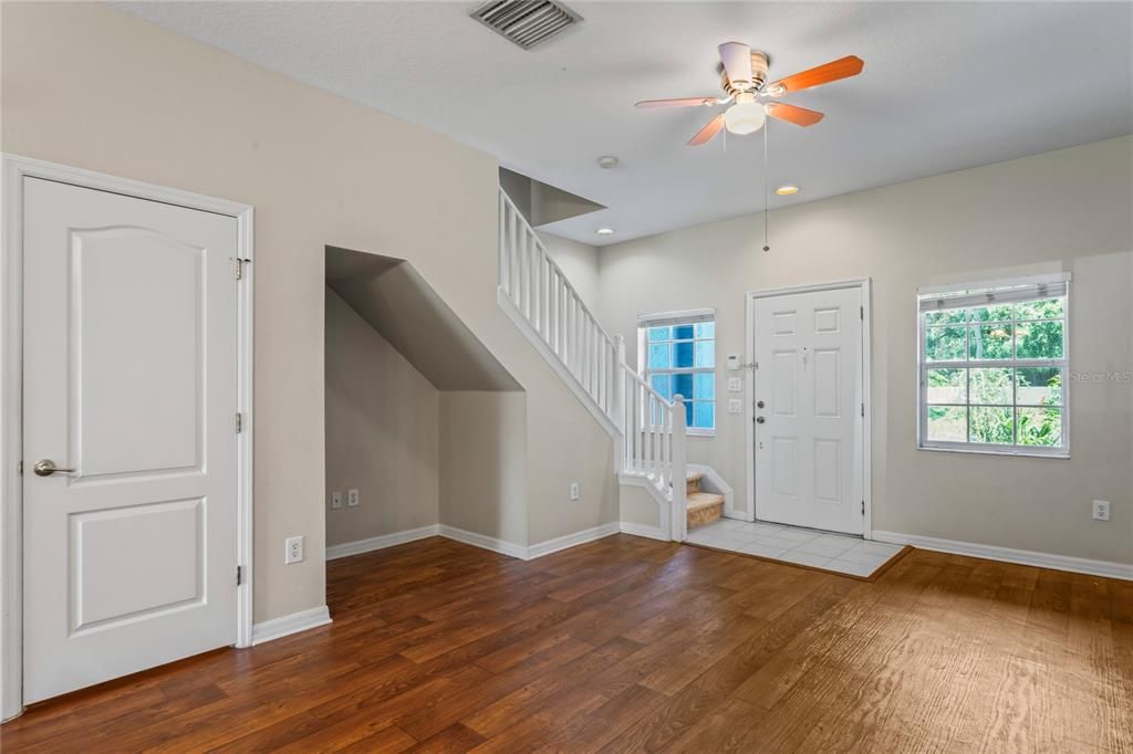 Activo con contrato: $200,000 (2 camas, 2 baños, 1152 Pies cuadrados)