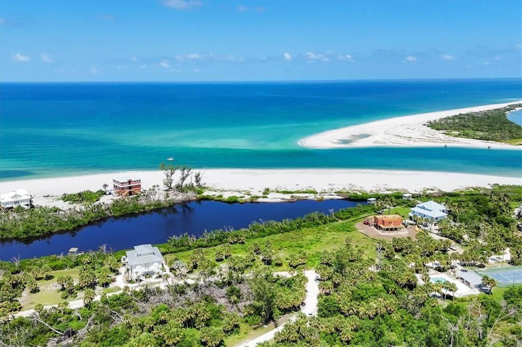 Activo con contrato: $299,999 (0.61 acres)