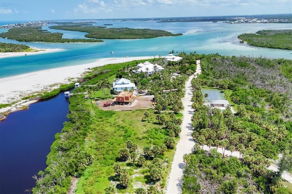 Activo con contrato: $299,999 (0.61 acres)