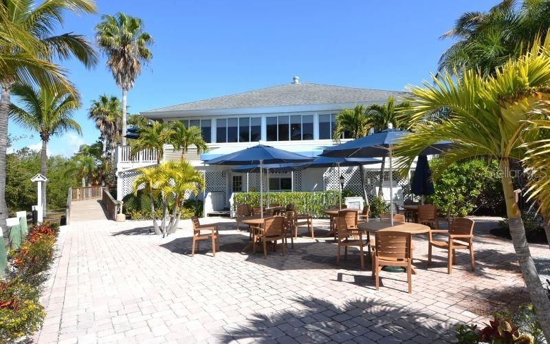 Activo con contrato: $299,999 (0.61 acres)