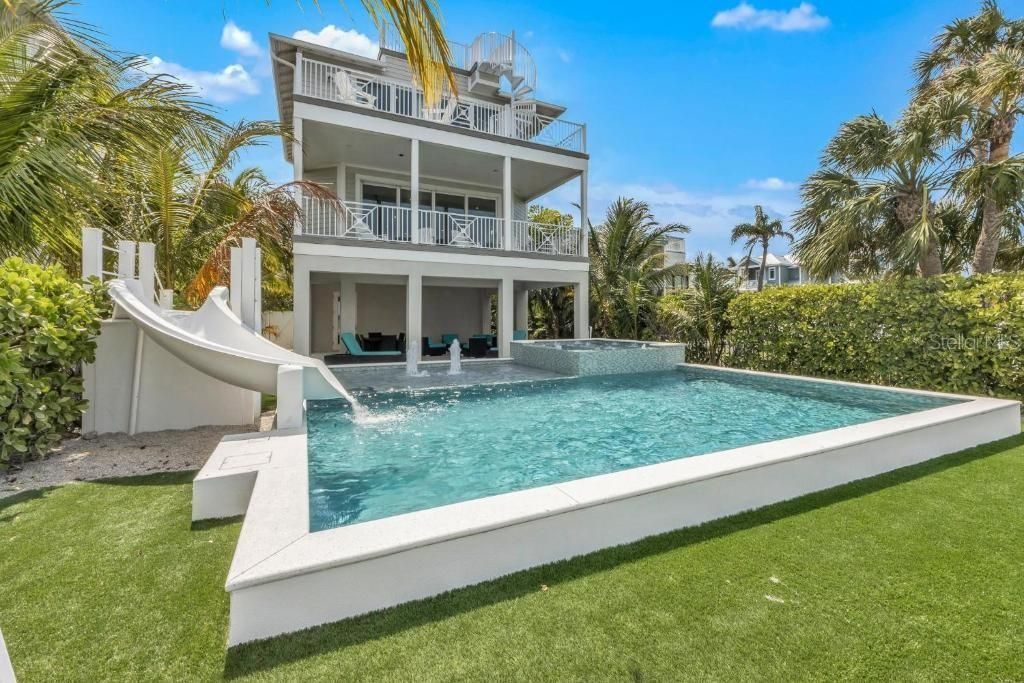 На продажу: $4,995,000 (5 спален, 5 ванн, 4088 Квадратных фут)