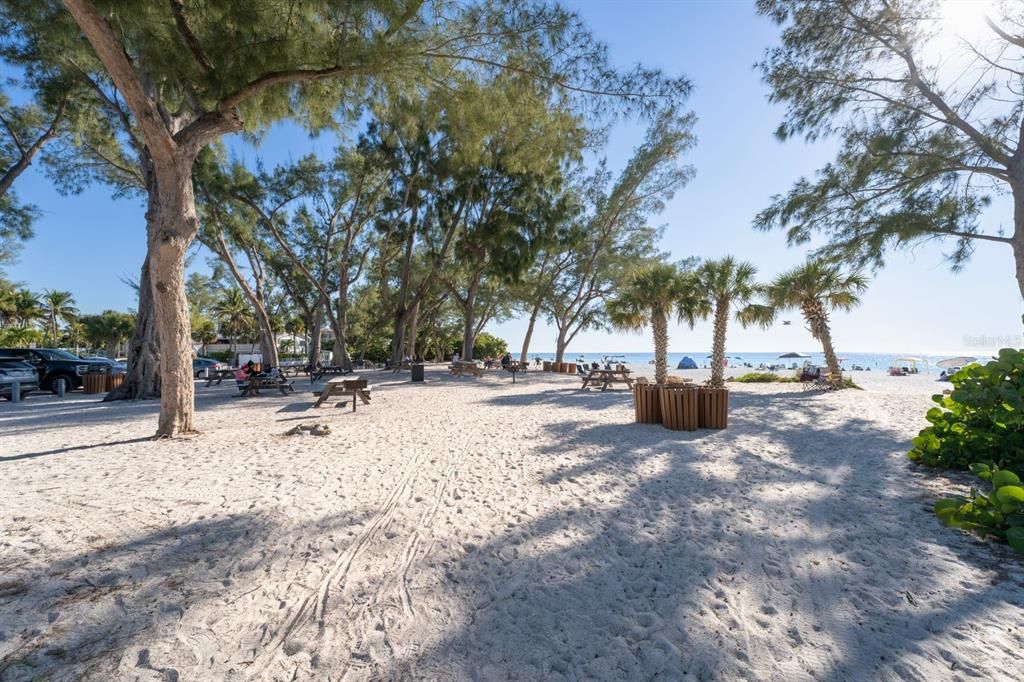 На продажу: $4,995,000 (5 спален, 5 ванн, 4088 Квадратных фут)