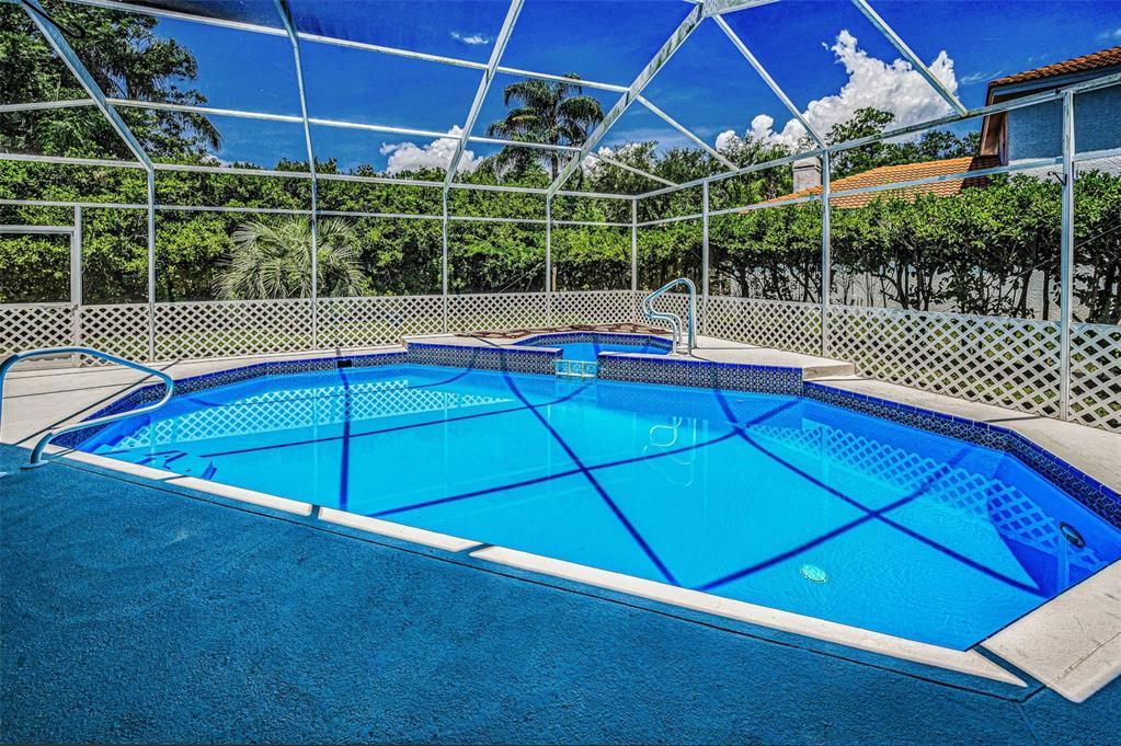 出租: $4,950 (4 贝兹, 3 浴室, 2642 平方英尺)