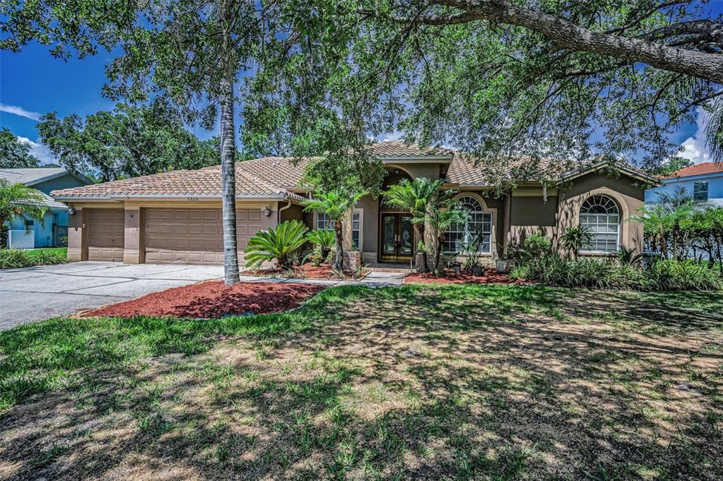 出租: $4,950 (4 贝兹, 3 浴室, 2642 平方英尺)