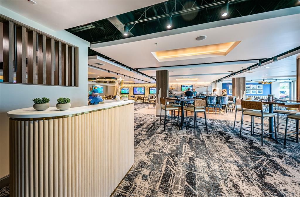 出租: $4,950 (4 贝兹, 3 浴室, 2642 平方英尺)