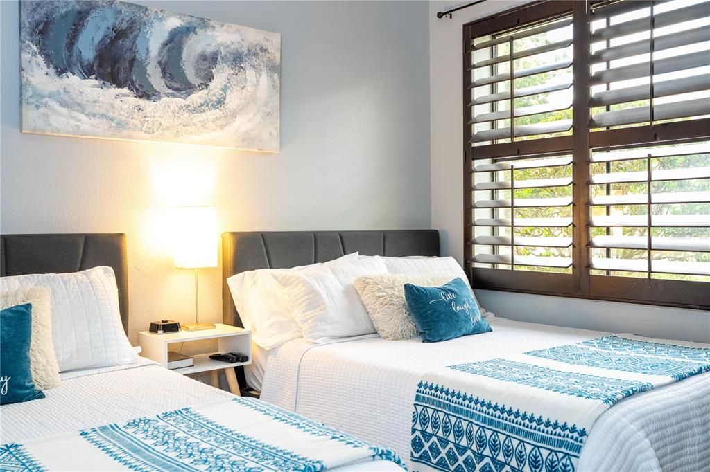 合同活跃: $139,000 (1 贝兹, 1 浴室, 466 平方英尺)