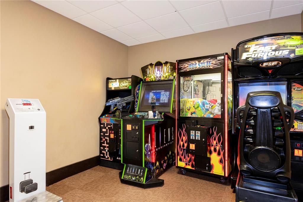 合同活跃: $139,000 (1 贝兹, 1 浴室, 466 平方英尺)