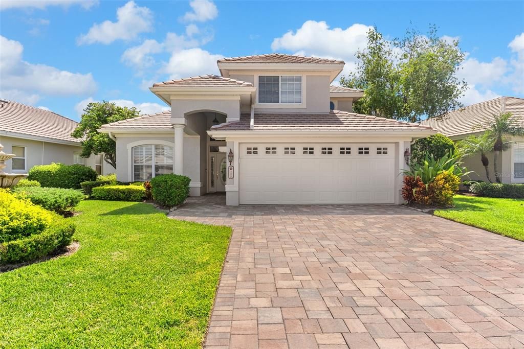 For Sale: $630,000 (3 beds, 2 baths, 2472 Square Feet)