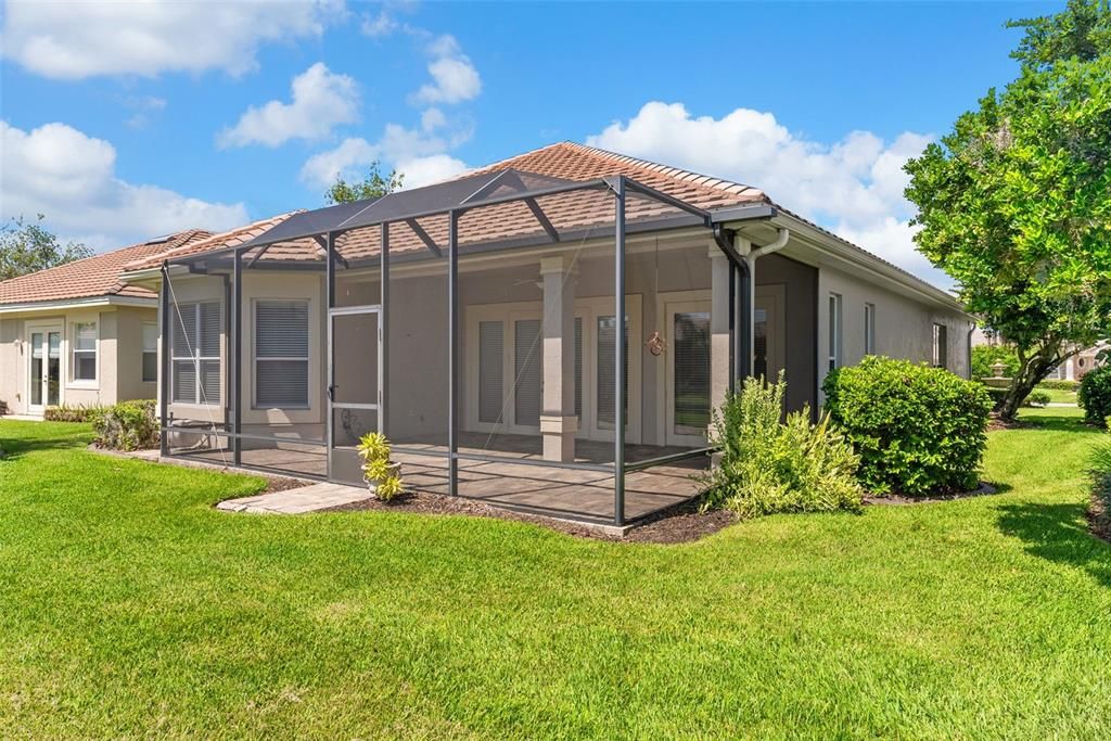 For Sale: $630,000 (3 beds, 2 baths, 2472 Square Feet)