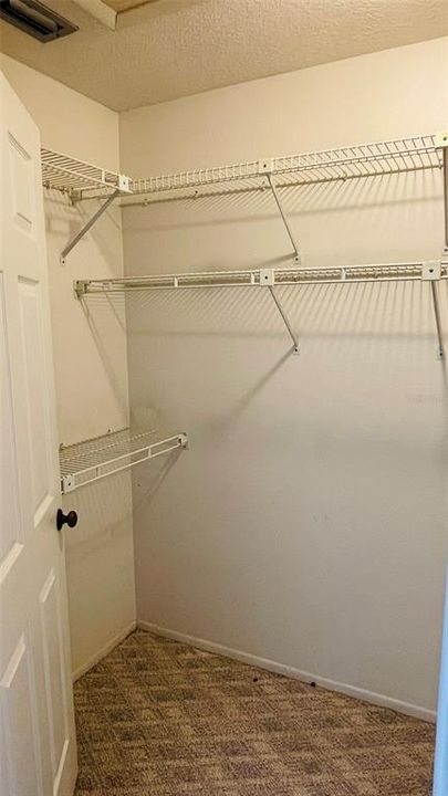 En Venta: $274,000 (3 camas, 2 baños, 1622 Pies cuadrados)