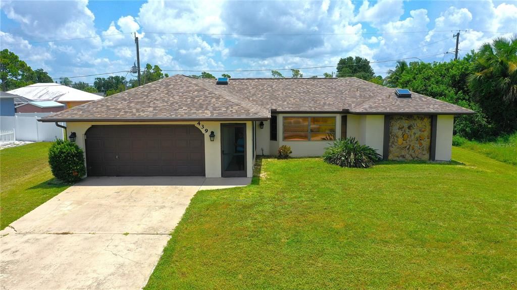 En Venta: $274,000 (3 camas, 2 baños, 1622 Pies cuadrados)