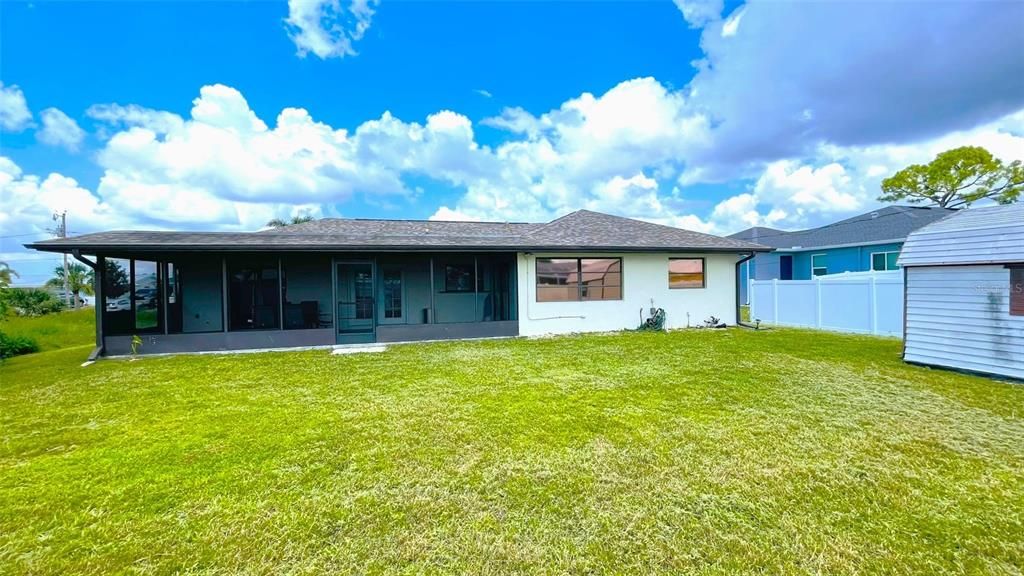 En Venta: $274,000 (3 camas, 2 baños, 1622 Pies cuadrados)