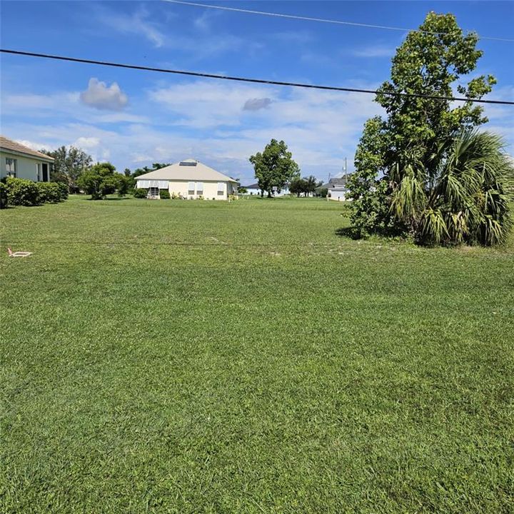 En Venta: $35,000 (0.23 acres)