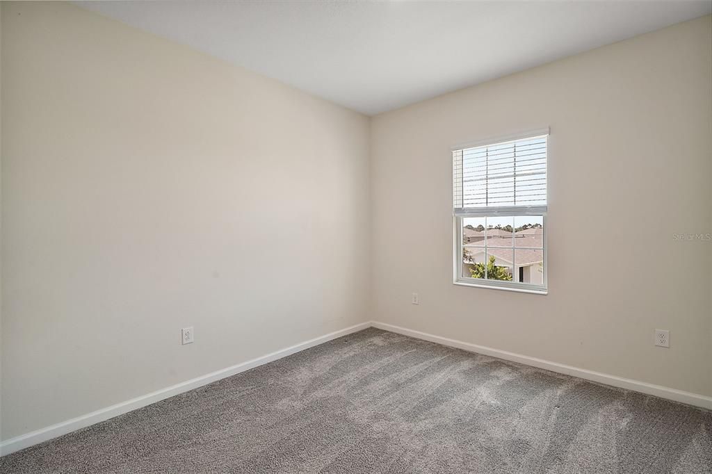 На продажу: $399,900 (4 спален, 2 ванн, 2341 Квадратных фут)