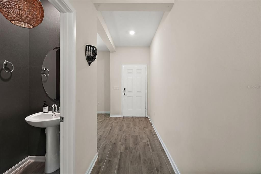 На продажу: $399,900 (4 спален, 2 ванн, 2341 Квадратных фут)