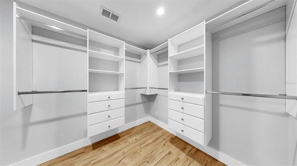 待售: $399,000 (2 贝兹, 2 浴室, 1008 平方英尺)