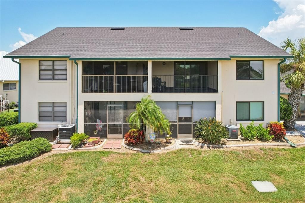 待售: $399,000 (2 贝兹, 2 浴室, 1008 平方英尺)