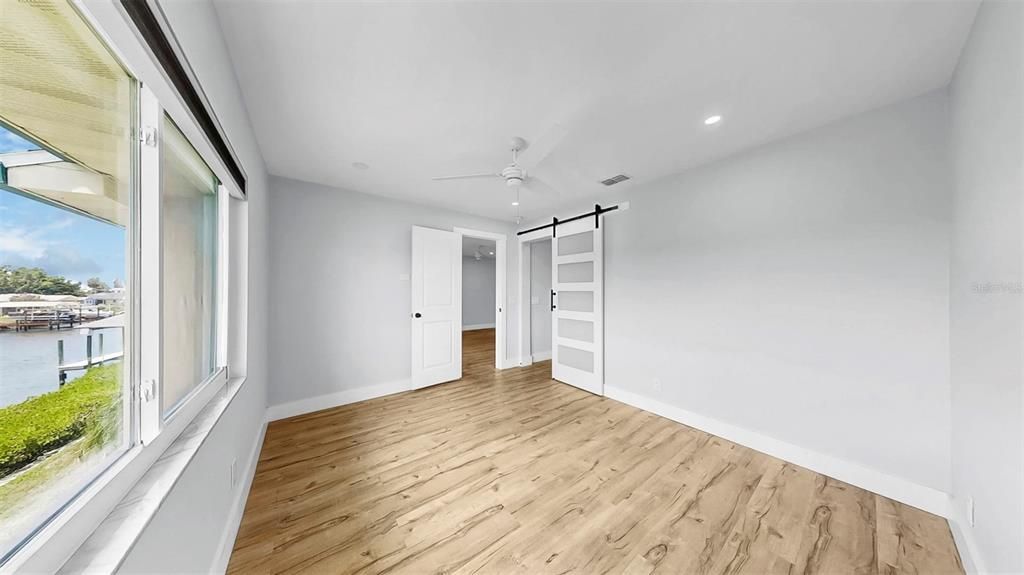 待售: $399,000 (2 贝兹, 2 浴室, 1008 平方英尺)