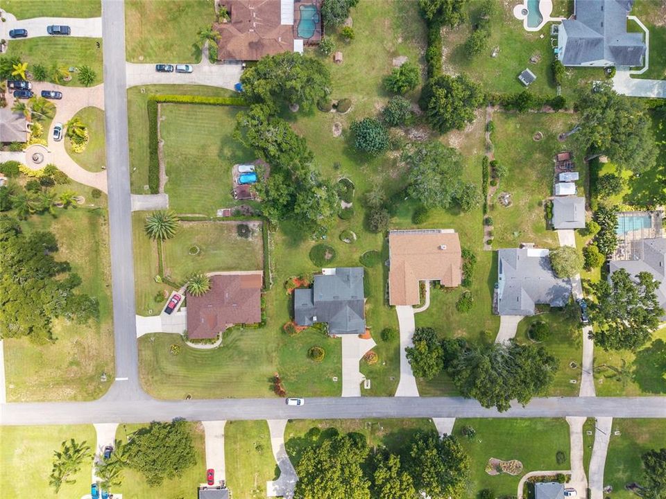 For Sale: $549,000 (3 beds, 2 baths, 1707 Square Feet)