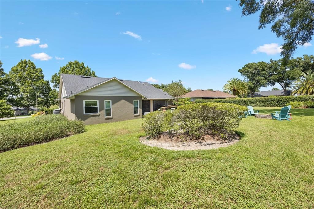 For Sale: $549,000 (3 beds, 2 baths, 1707 Square Feet)