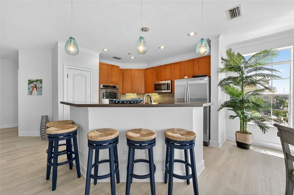 待售: $499,000 (3 贝兹, 2 浴室, 2488 平方英尺)