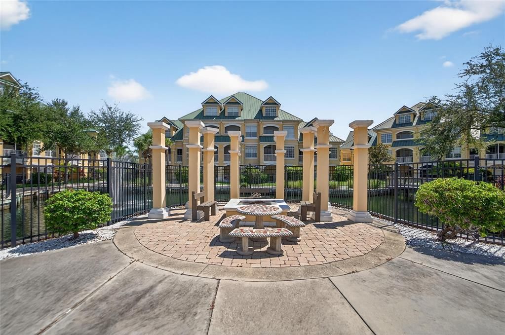 待售: $499,000 (3 贝兹, 2 浴室, 2488 平方英尺)