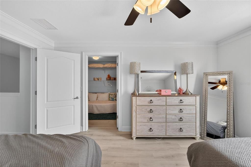 待售: $499,000 (3 贝兹, 2 浴室, 2488 平方英尺)