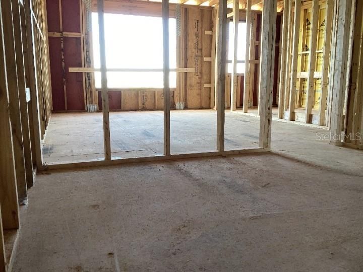 Activo con contrato: $405,146 (3 camas, 2 baños, 1654 Pies cuadrados)