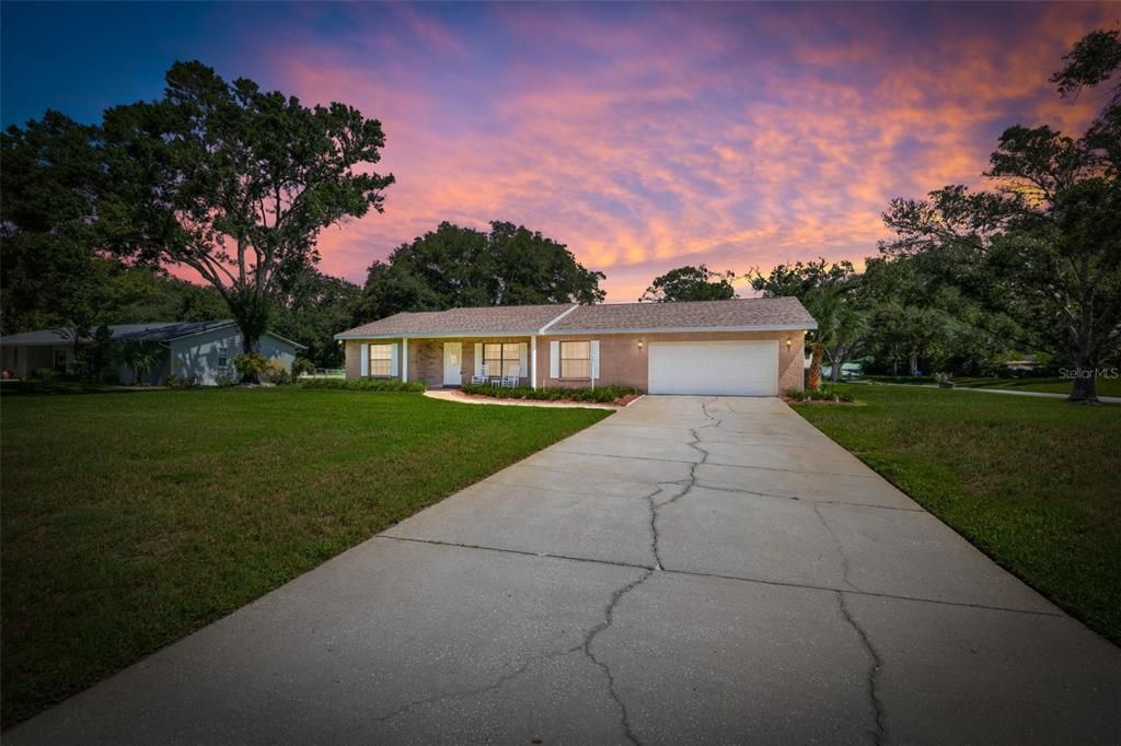 Recently Rented: $3,100 (3 beds, 2 baths, 1753 Square Feet)