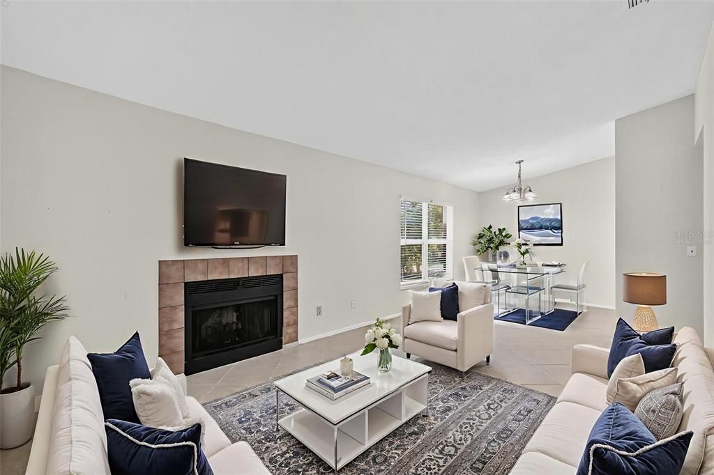 Active With Contract: $149,999 (2 beds, 2 baths, 865 Square Feet)