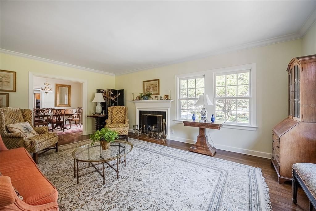 En Venta: $1,750,000 (5 camas, 4 baños, 4047 Pies cuadrados)