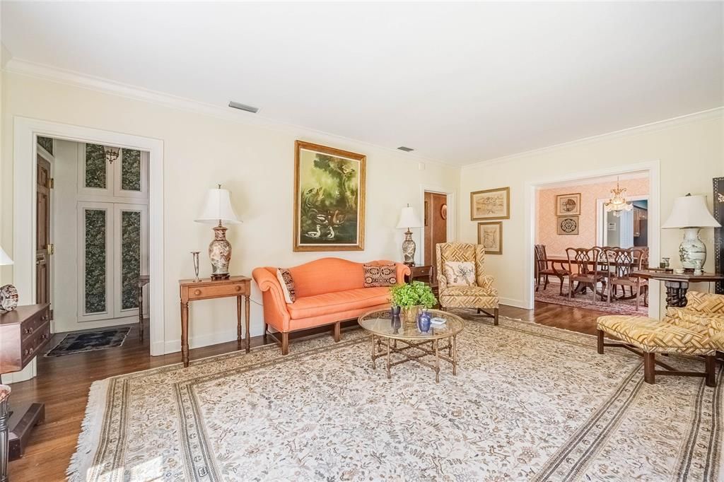 En Venta: $1,750,000 (5 camas, 4 baños, 4047 Pies cuadrados)