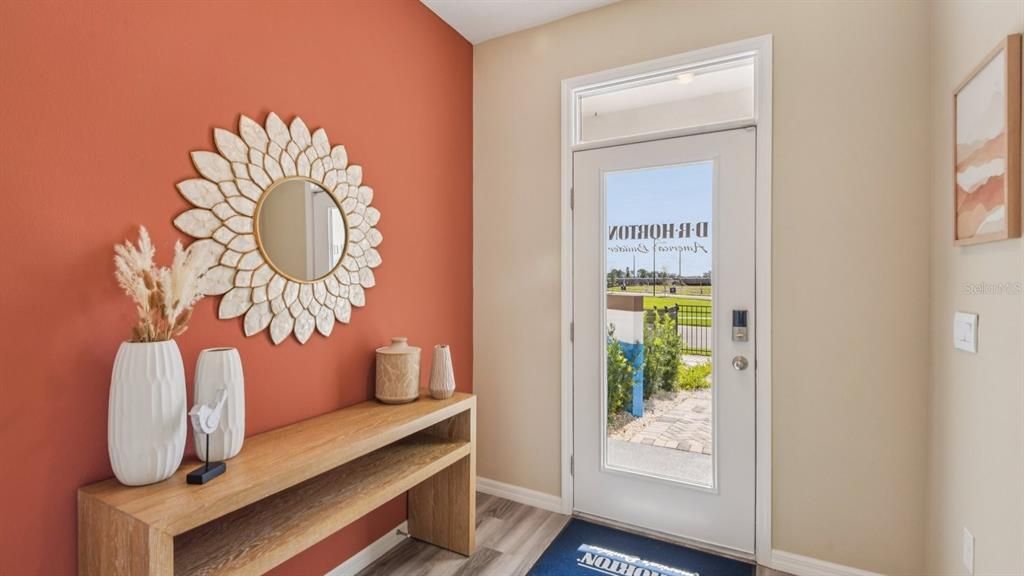 Active With Contract: $313,990 (3 beds, 2 baths, 1673 Square Feet)