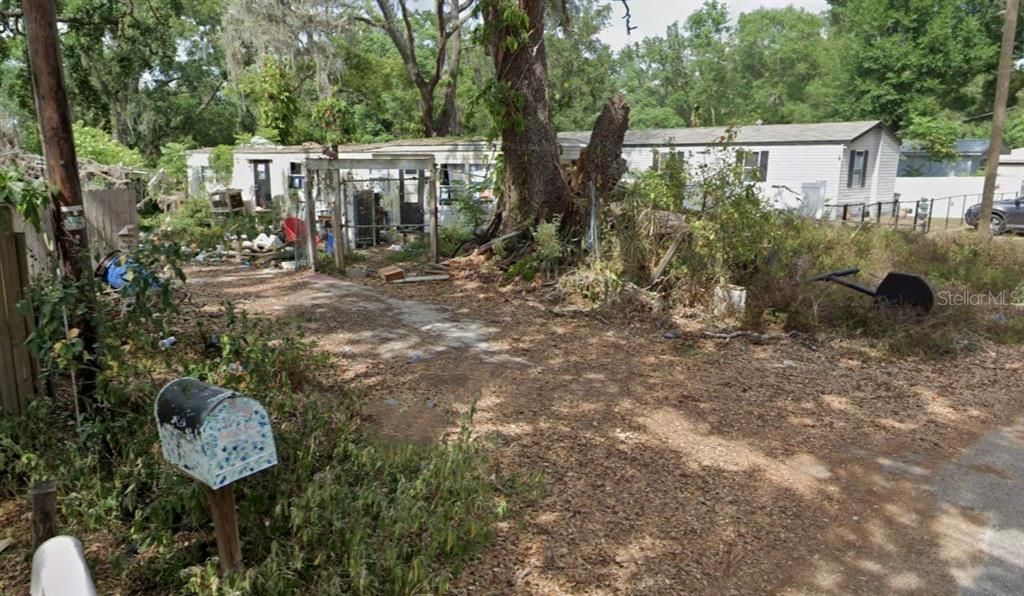 For Sale: $59,999 (2 beds, 1 baths, 612 Square Feet)