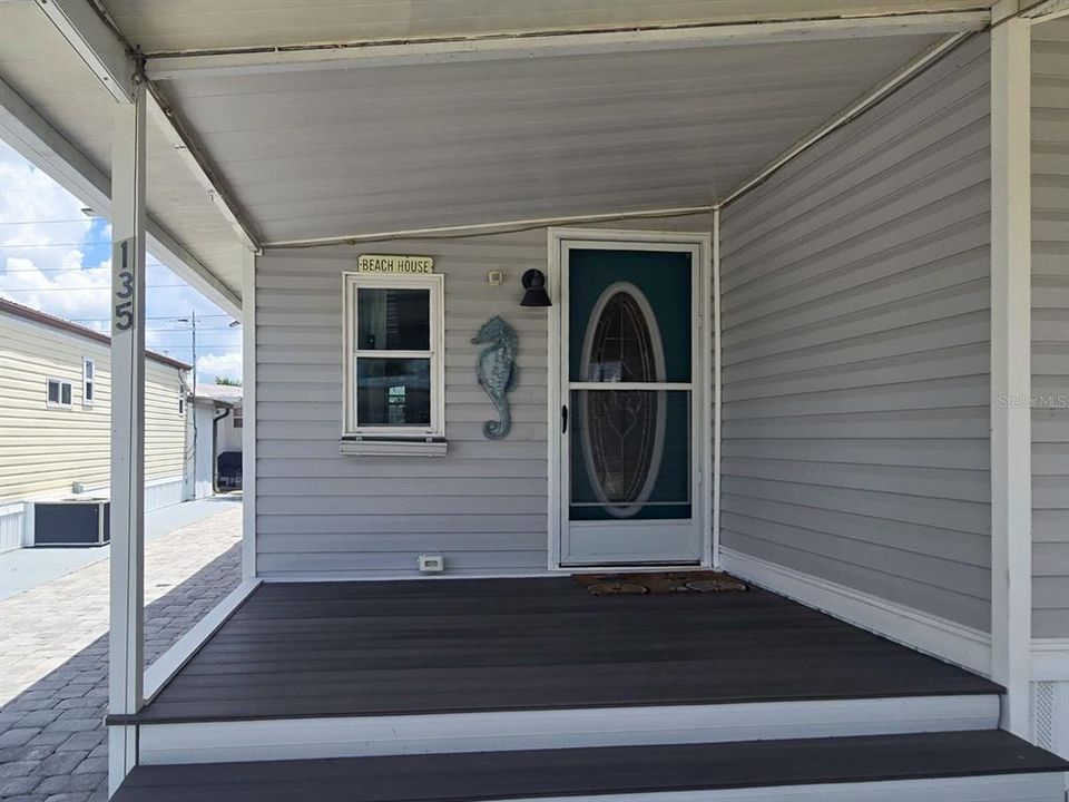 For Sale: $144,995 (2 beds, 2 baths, 818 Square Feet)