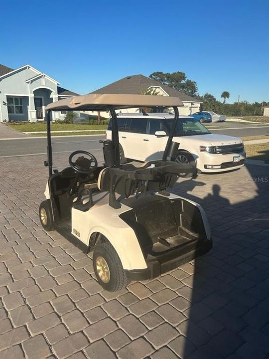 For Sale: $139,995 (2 beds, 2 baths, 818 Square Feet)