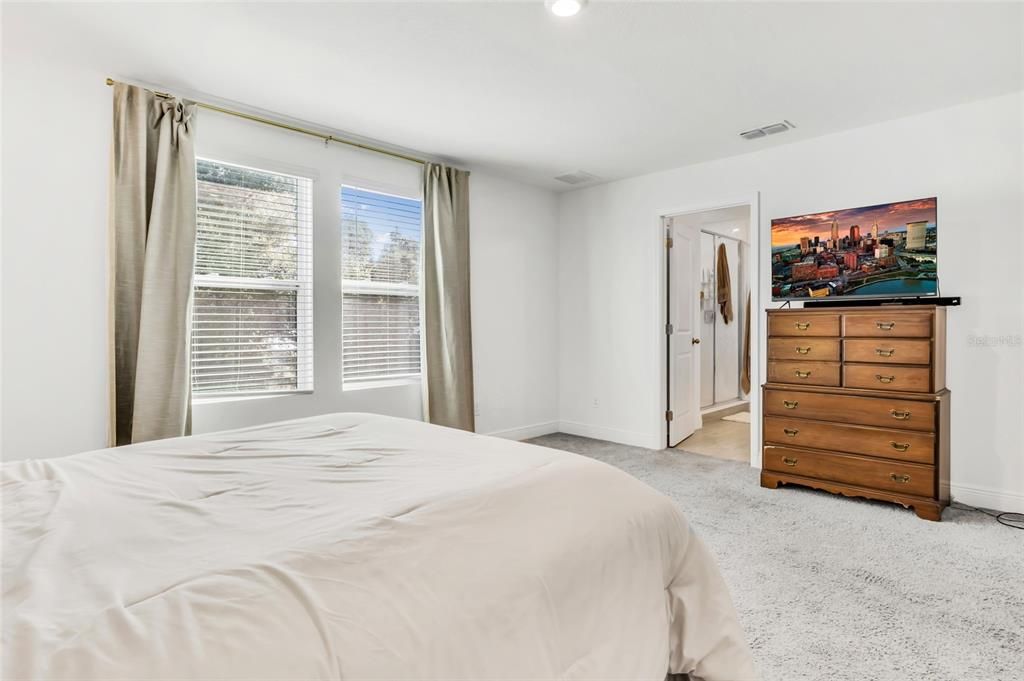 For Sale: $425,000 (4 beds, 2 baths, 2460 Square Feet)