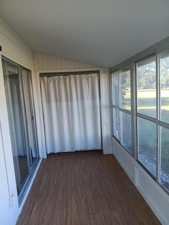 For Sale: $99,900 (1 beds, 1 baths, 800 Square Feet)