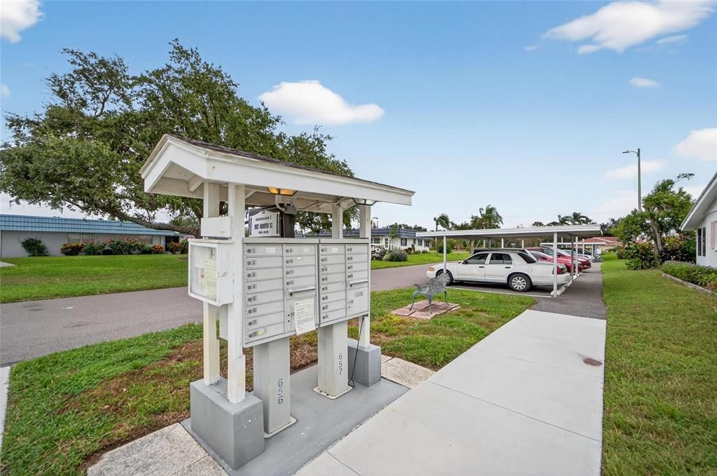 For Sale: $99,900 (1 beds, 1 baths, 800 Square Feet)