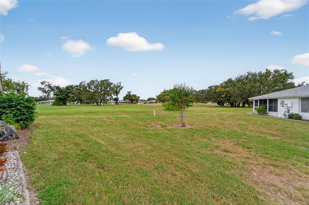 For Sale: $99,900 (1 beds, 1 baths, 800 Square Feet)