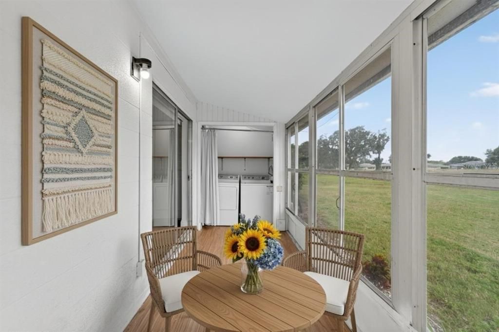 For Sale: $99,900 (1 beds, 1 baths, 800 Square Feet)