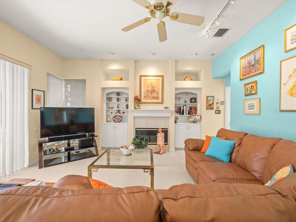 Active With Contract: $519,000 (4 beds, 3 baths, 2804 Square Feet)