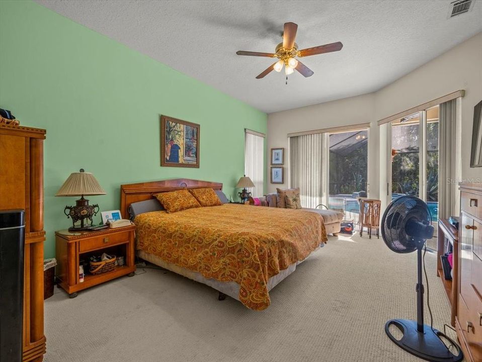 Active With Contract: $519,000 (4 beds, 3 baths, 2804 Square Feet)