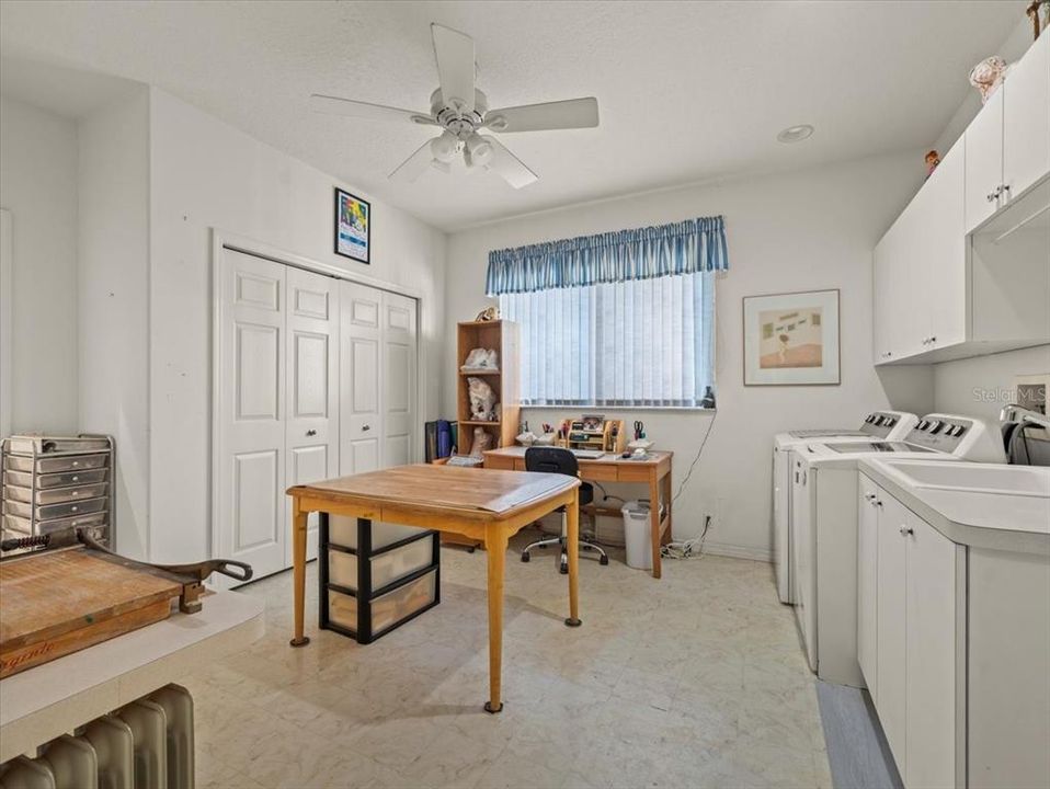 Active With Contract: $519,000 (4 beds, 3 baths, 2804 Square Feet)