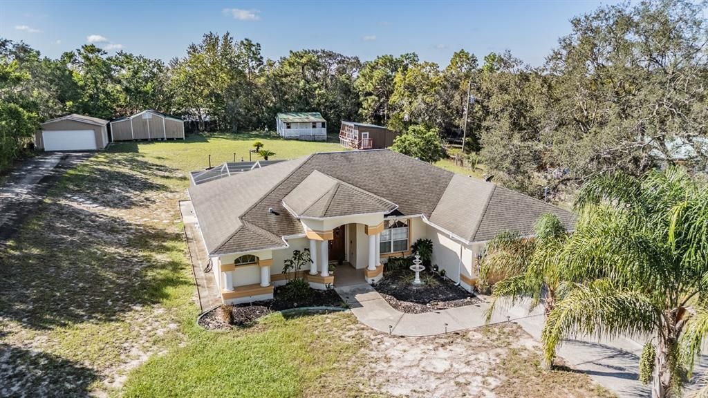 For Sale: $530,000 (3 beds, 2 baths, 1943 Square Feet)