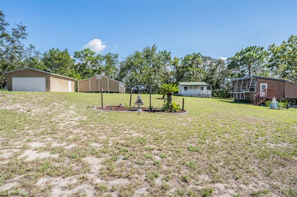 For Sale: $530,000 (3 beds, 2 baths, 1943 Square Feet)